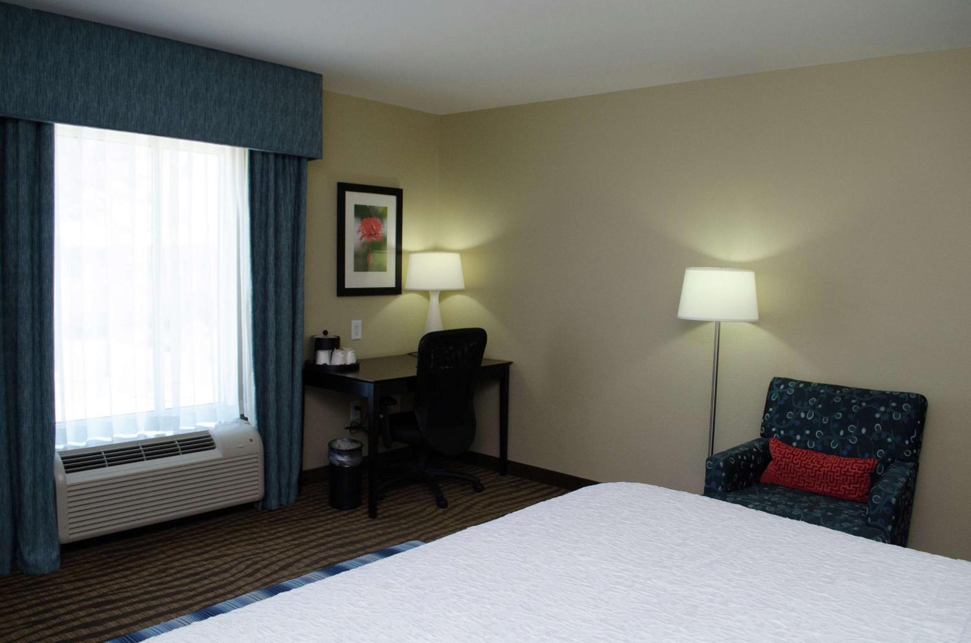 Hampton Inn Thomson Exterior foto